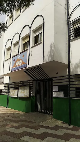 Colegio Público Antonio Machado - Colegio público en Marbella - foto 2