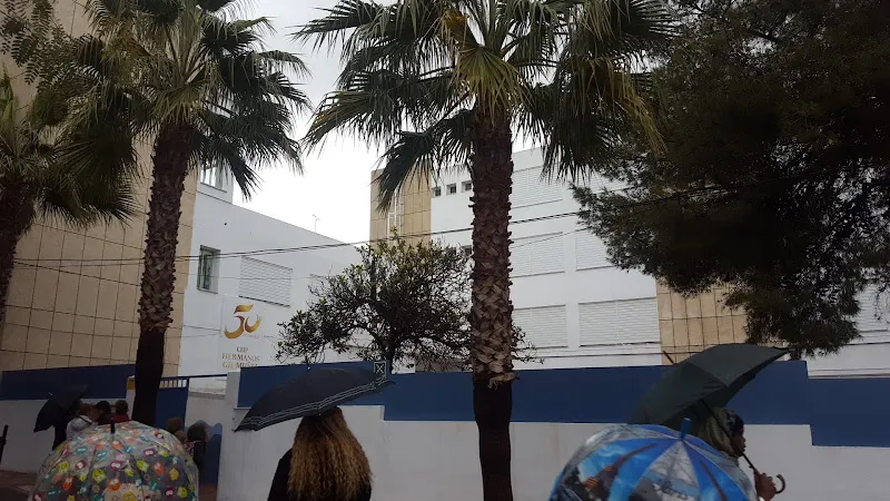 Colegio Público Hermanos Gil Muñiz - Colegio público en Marbella - foto 2