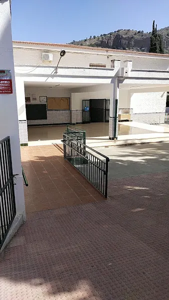 ceip Guadalhorce (pizarra) - Colegio público en Pizarra - foto 2