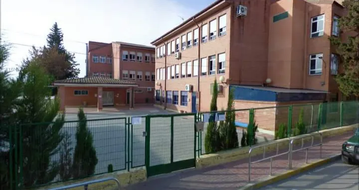 CEIP Jacinto Benavente - Colegio público en Alcantarilla - foto 2