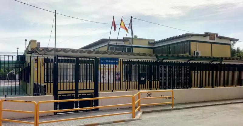 C.E.I.P. Pintor Pedro Flores - Público