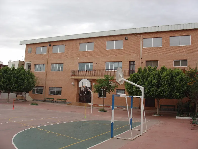 Centro Concertado de Enseñanza Cipriano Galea - Colegio privado en Murcia - foto 2