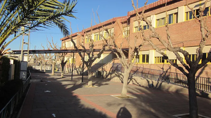 Colegio Público Pedro Rodríguez - Colegio público en Cieza - foto 2