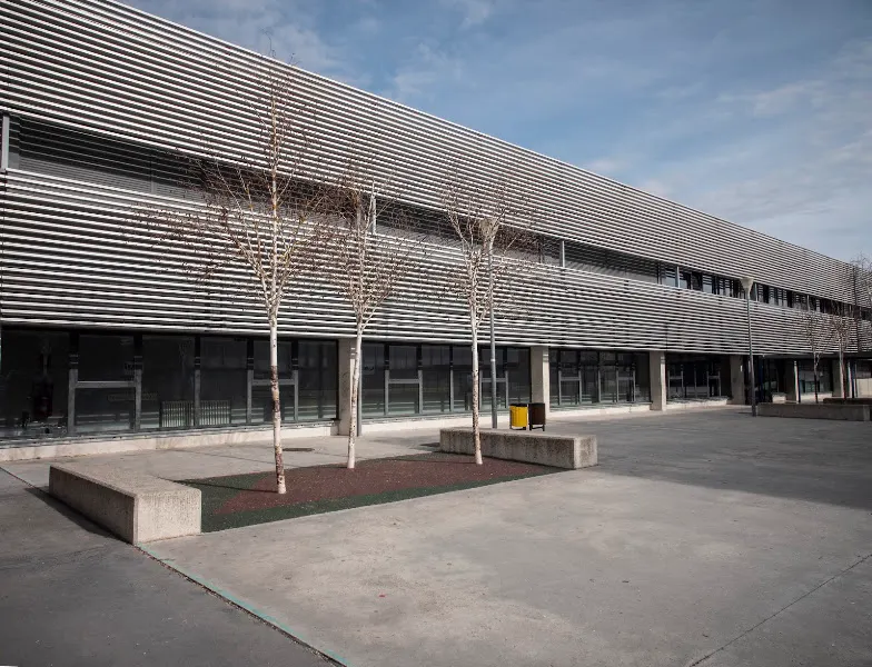 Joakin Lizarraga Ikastetxe Publikoa - Colegio público en Huarte/Uharte - foto 2