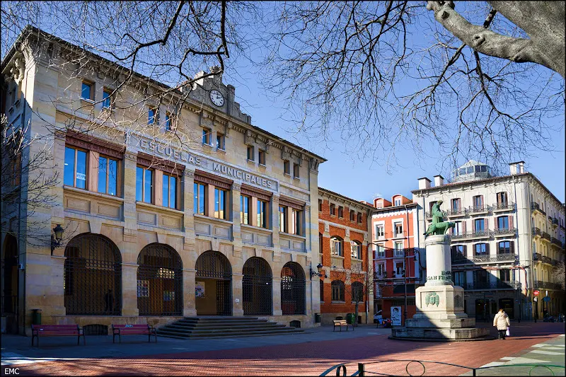 CEIP San Francisco - Colegio público en Pamplona - foto 2