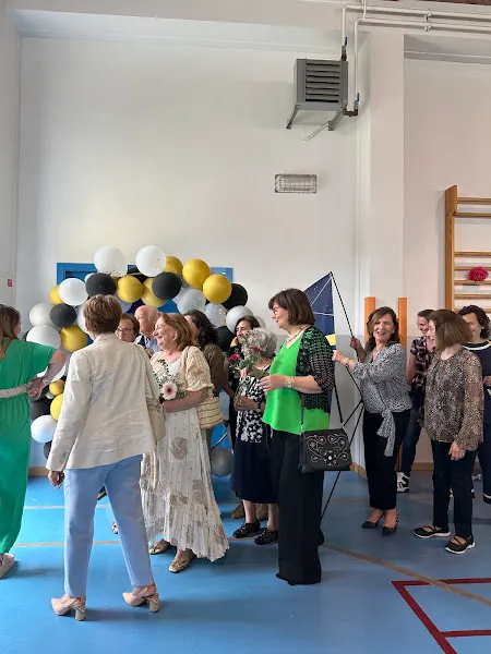 Colegio Público Ramón Otero Pedrayo - Colegio público en Barco de Valdeorras (O) - foto 2