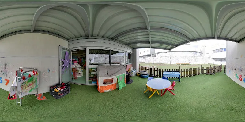 O Castro British International School