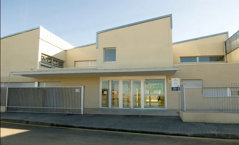 CEIP Miguel de Cervantes - Colegio público en Arges - foto 2