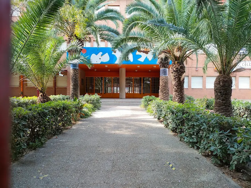 CEIP Pablo Neruda - Colegio público en Valencia - foto 3