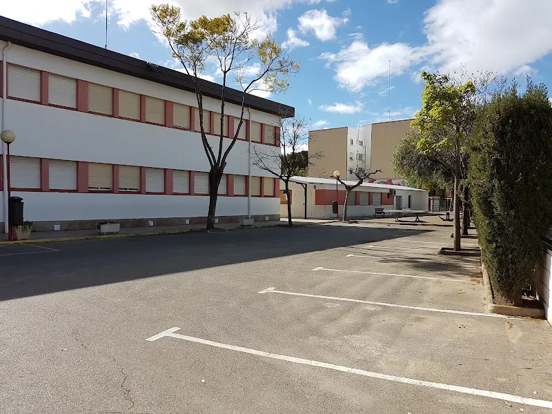 Colegio Público El Barranquet - Colegio público en Godella - foto 2