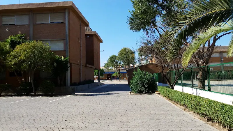 CEIP Sant Pasqual - Colegio público en Torrent - foto 2