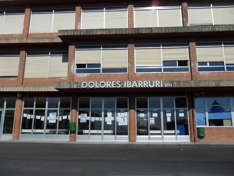 IES Dolores Ibarruri - Instituto de secundaria en Abanto y Ciervana-Abanto Zierbena - foto 2