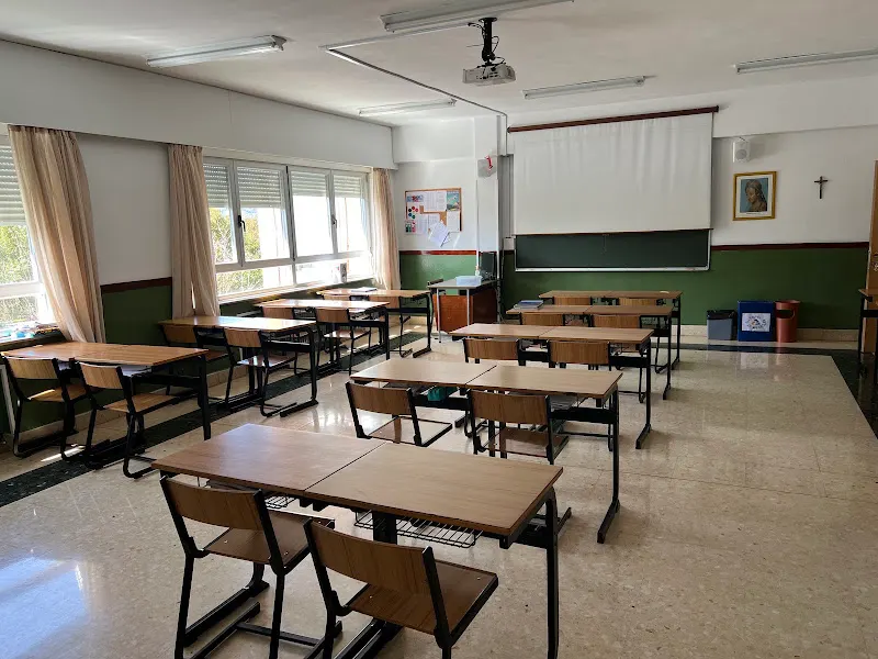 Colegio Residencia Santa María de Artagan - Bilbao