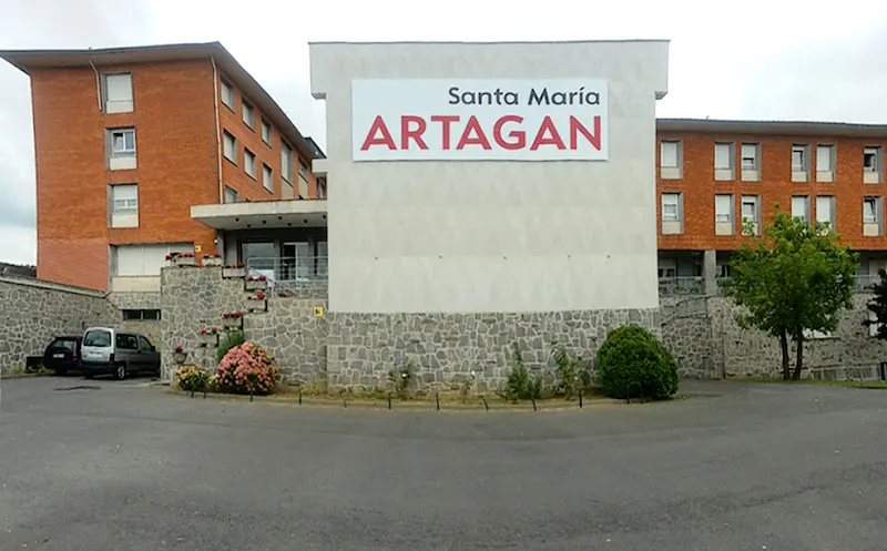 Colegio Residencia Santa María de Artagan - Escuela secundaria superior en Bilbao - foto 2