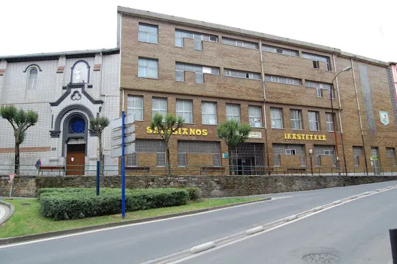 Colegio Salesiano San Paulino de Nola - Barakaldo