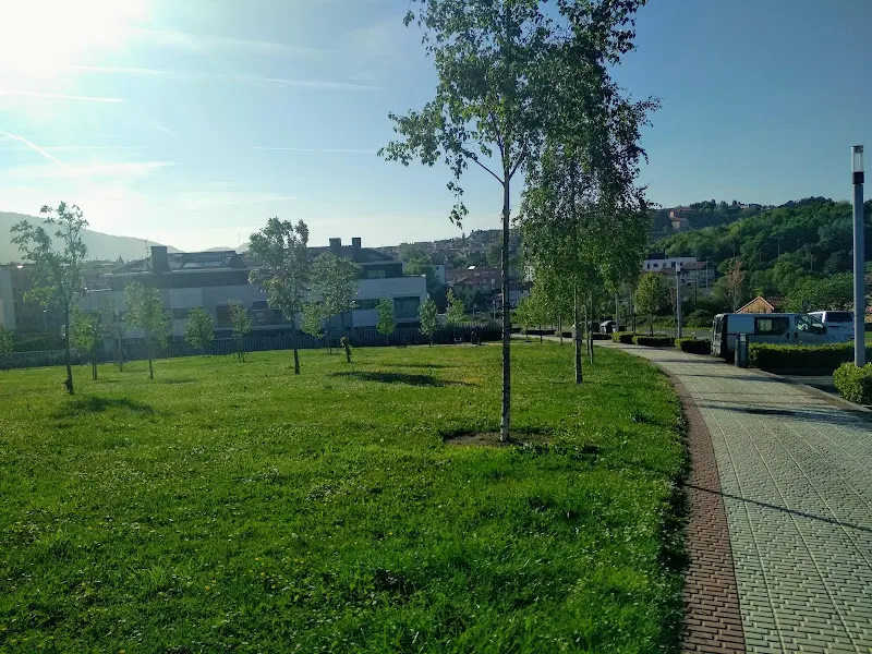 Colegio Público San Bartolomé - Colegio público en Leioa - foto 2