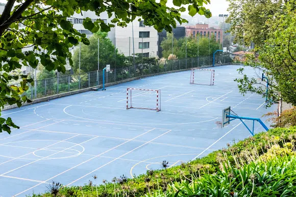 St. George's British International School