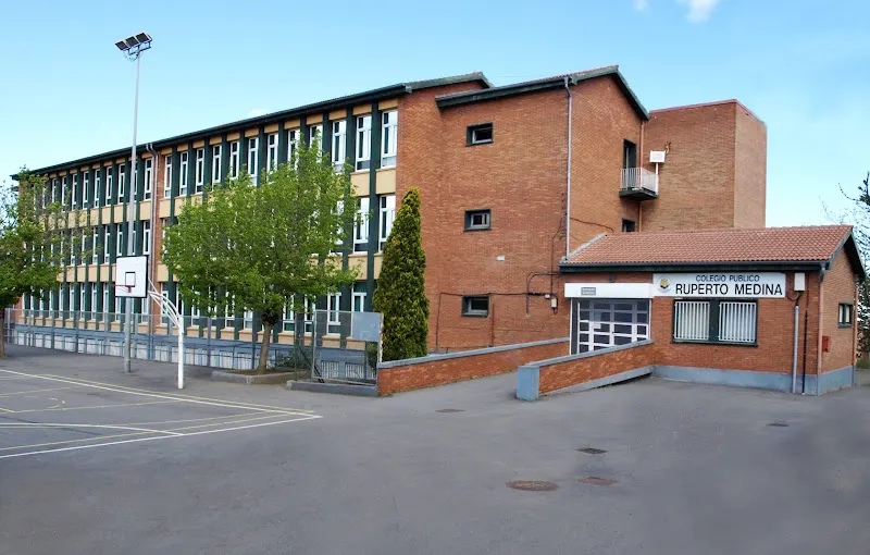 Colegio Público Ruperto Medina Ikastetxea - Colegio público en Portugalete - foto 2