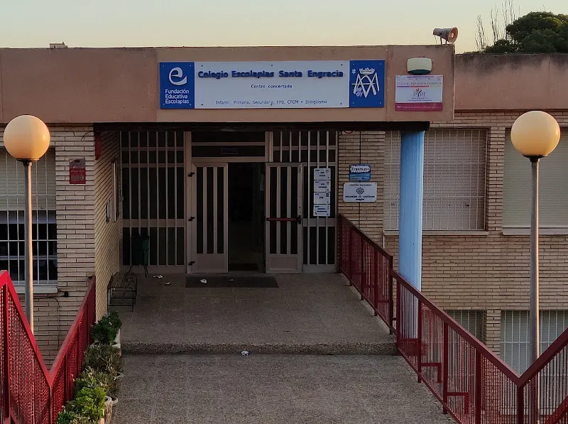 Colegio Escolapias Santa Engracia (Fundación Educativa Escolapias) - Zaragoza