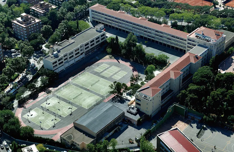 Liceo Francés de Barcelona LFB Lycée français de Barcelone - Escuela primaria y secundaria en Barcelona - foto 2