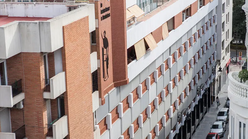 Colegio San Vicente Ferrer - Dominicos Valencia - Escuela primaria y secundaria en Valencia - foto 2