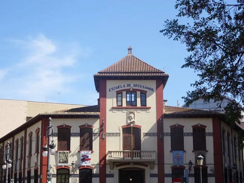 Escuelas de Artesanos - Centro educativo en Valencia - foto 2