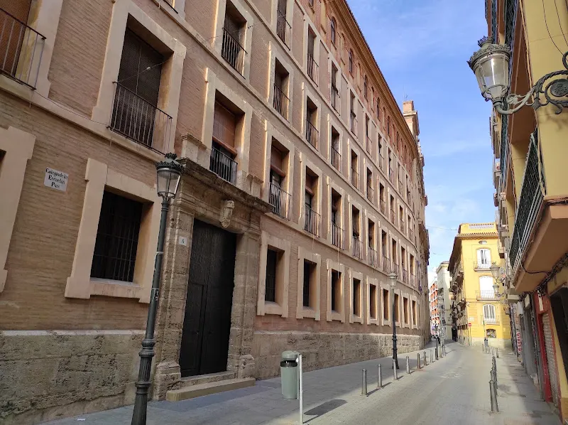 Real Colegio de las Escuelas Pías (PP. Escolapios) - Colegio concertado en Valencia - foto 3