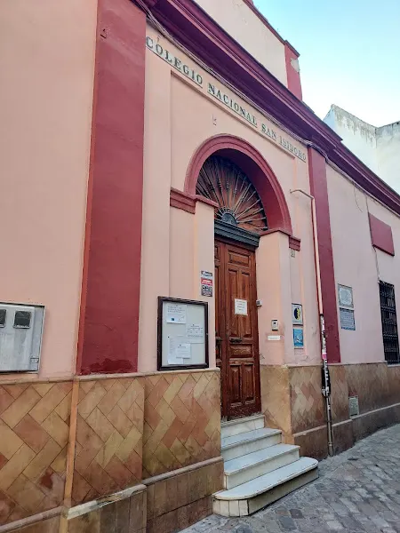 Colegio Público San Isidoro - Colegio público en Sevilla - foto 2