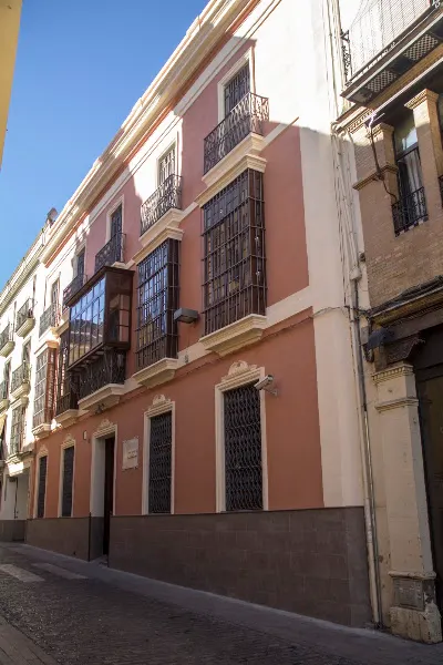 Escuela Mercantil de Sevilla - Escuela de formación profesional especializada en Sevilla - foto 2