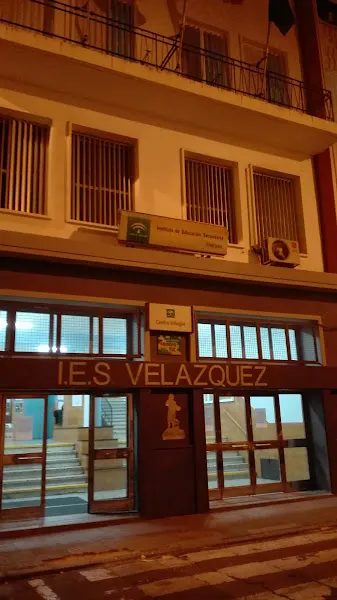 IES Velázquez - Instituto de secundaria en Sevilla - foto 3