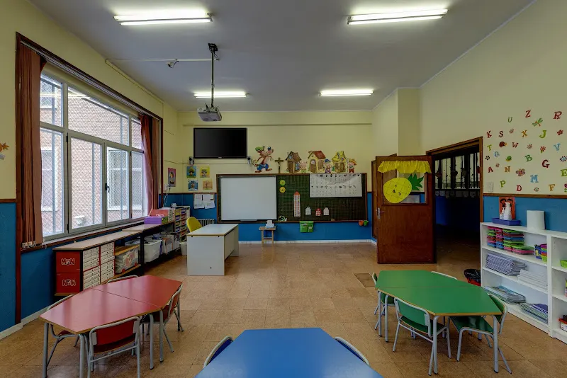 Colegio Hijas de San José - Colegio concertado en Zaragoza - foto 3