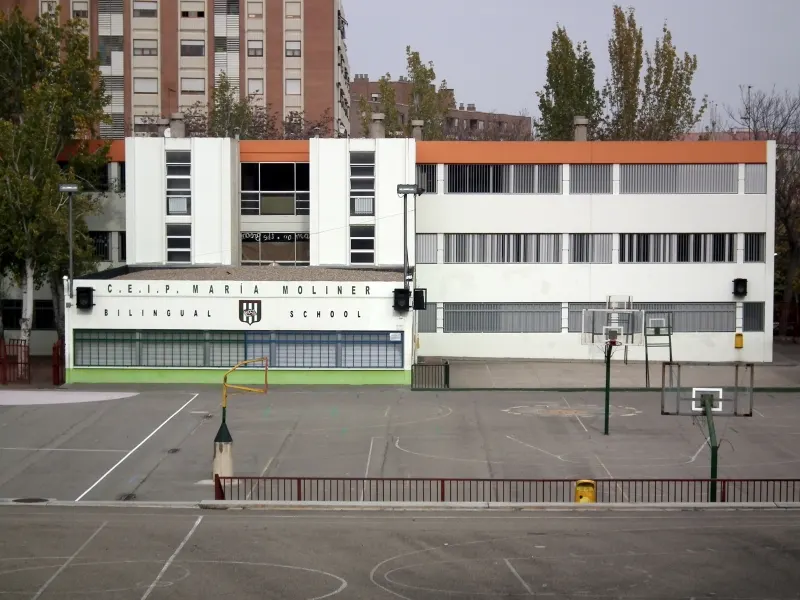 Colegio Público María Moliner - Colegio público en Zaragoza - foto 2