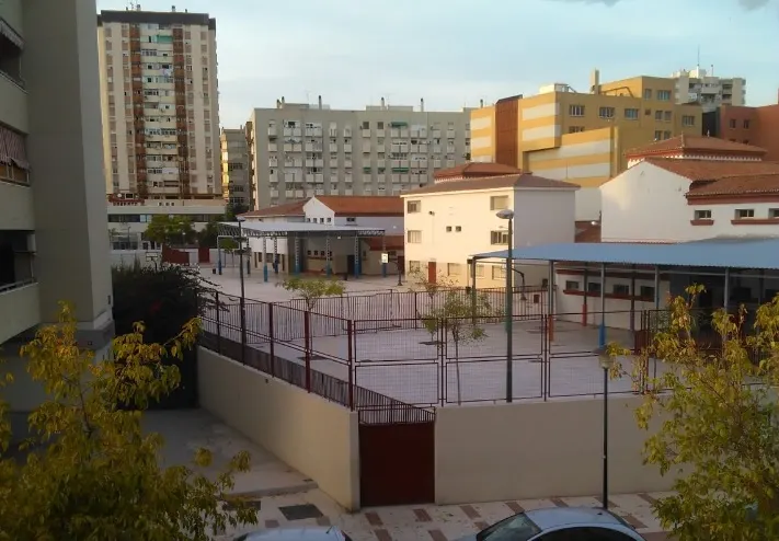 Colegio Público Doctor Fleming - Colegio público en Málaga - foto 2