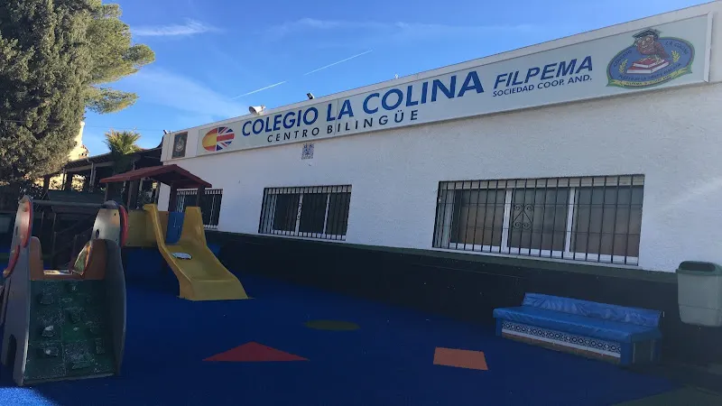 Colegio La Colina - Escuela de enseñanza general en Málaga - foto 2