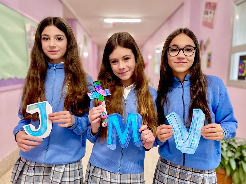 COLEGIO BEGOÑA IKASTETXEA | KARITATE ALABAK