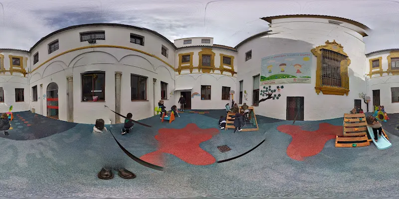 Colegio Diocesano Reales Escuelas La Inmaculada - Colegio concertado en Córdoba - foto 2