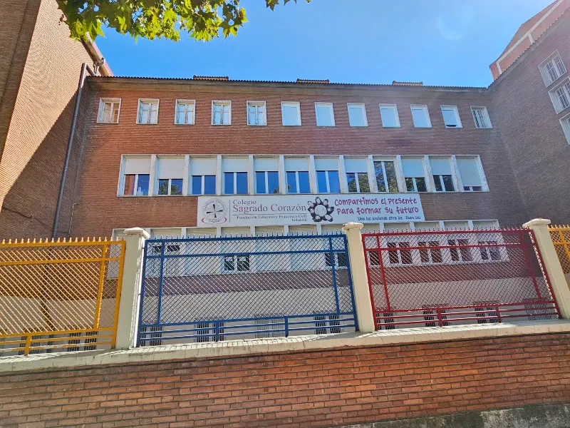 Colegio Sagrado Corazón La Anunciata (Las Dominicas) - Colegio concertado en Valladolid - foto 3