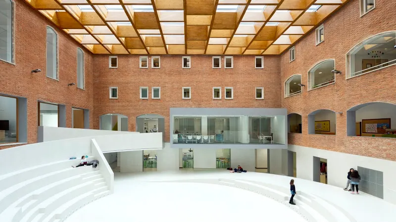 Colegio Nuestra Señora del Pilar Valladolid (Marianistas) - Colegio concertado en Valladolid - foto 2