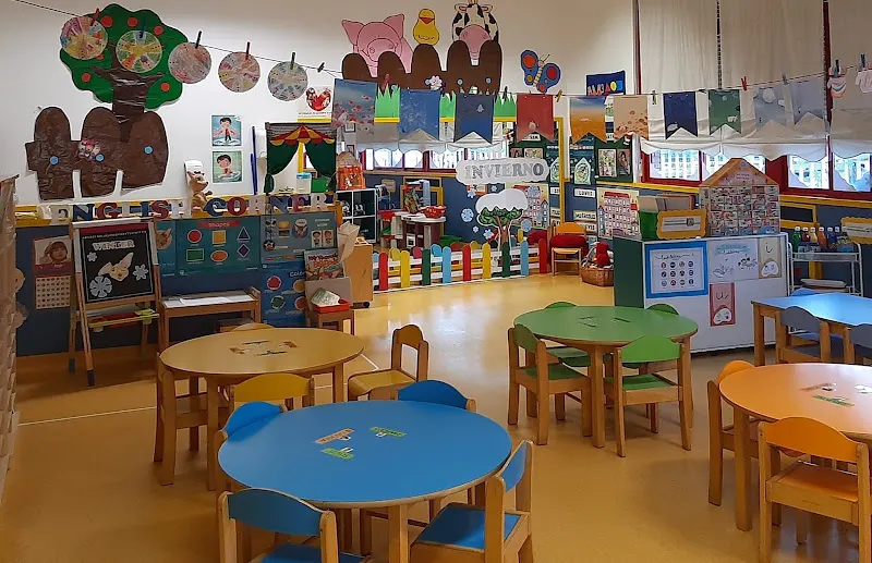 Colegio Safa-Grial (1 año, 2 años, Infantil, Primaria, ESO, Bachillerato, Ciclos) - Colegio concertado en Valladolid - foto 2