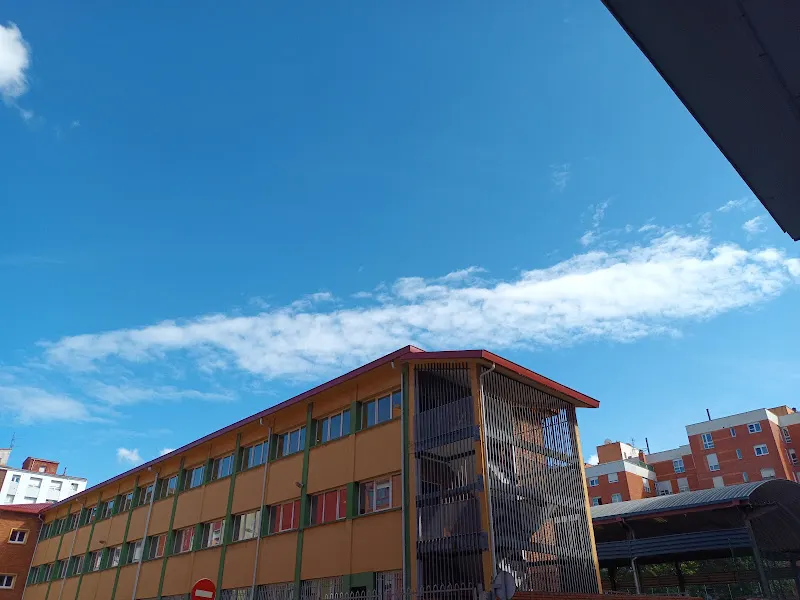 Colegio García Lorca - Institución educativa en Gijón - foto 2