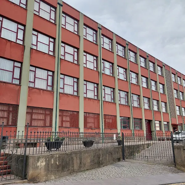 C.E.S. San Eutiquio La Salle - Instituto de secundaria en Gijón - foto 2