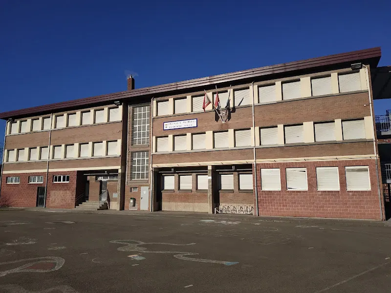 C.E.I.P. Evaristo Valle - Colegio público en Gijón - foto 2
