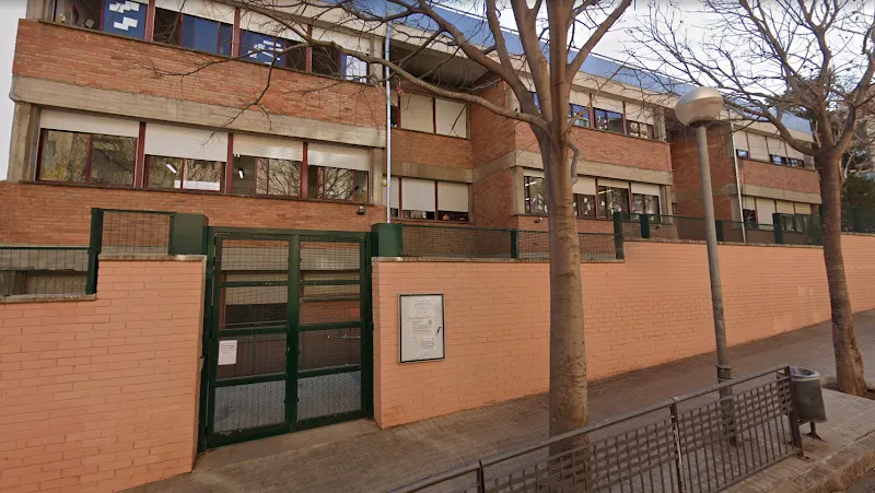Escola Joaquim Ruyra (Comunitat d'Aprenentatge) - Colegio público en Hospitalet de Llobregat (L) - foto 2