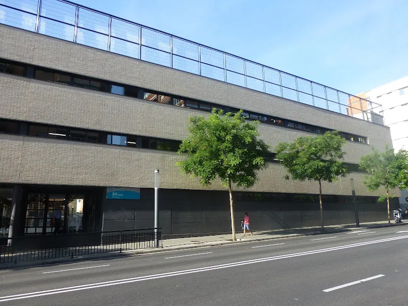 Escuela Màrius Torres - Escuela de primaria en Hospitalet de Llobregat (L) - foto 2
