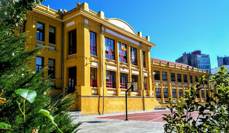CEIP Curros Enriquez - Colegio público en Coruna (A) - foto 2