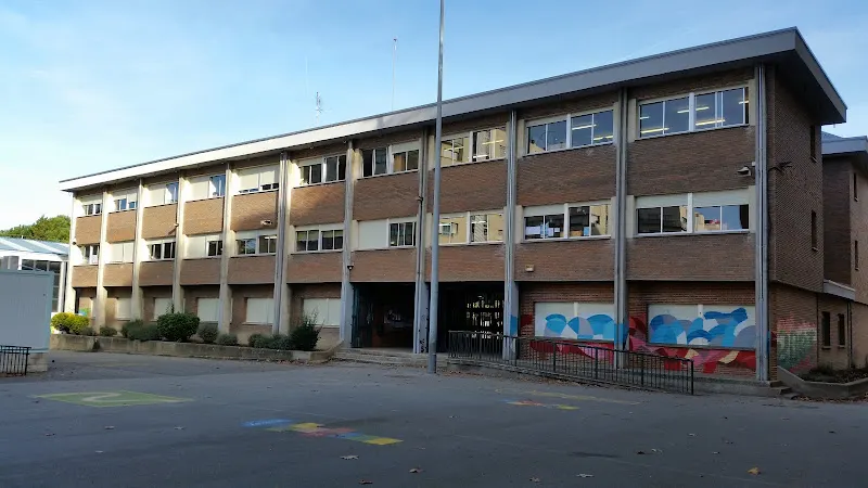 Colegio Público Abendaño - Colegio público en Vitoria-Gasteiz - foto 2