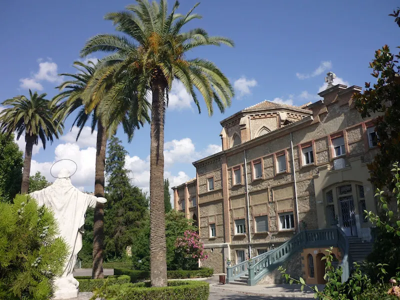 Colegio Sagrado Corazón de Granada - Colegio concertado en Granada - foto 2