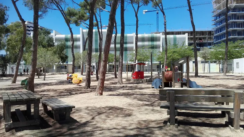 Escola Artur Martorell - Badalona