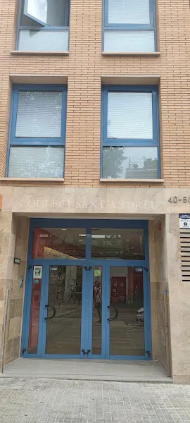 Col·legi Sant Andreu - Secundària - Escuela secundaria en Badalona - foto 2