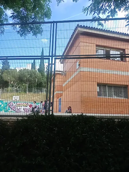 Escuela Miguel Hernández